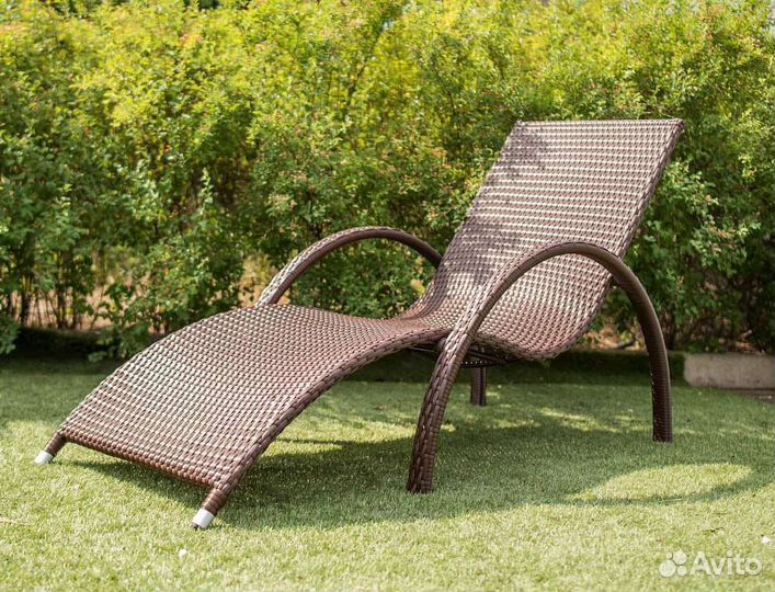 Шезлонг