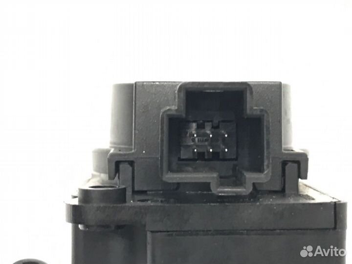 Моторчик заслонки отопителя Ford Focus 1.6L