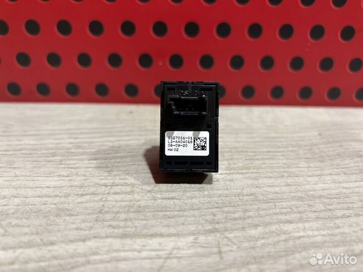 Кнопка стеклоподъемника Bmw 5 G30 B48B20A 2020