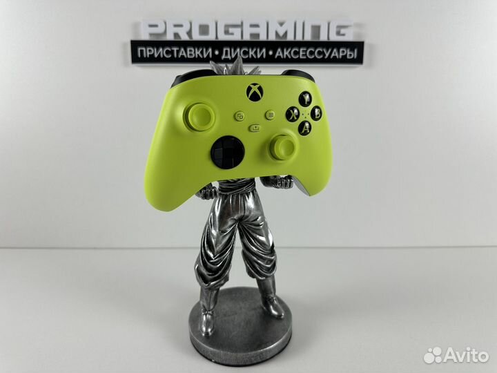 Фигурка держатель для геймпада Dragon Ball Z