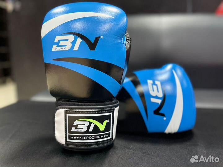Боксерские перчатки