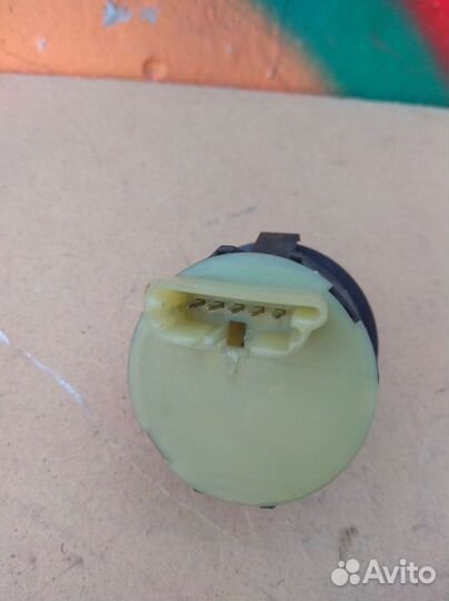 Кнопка стеклоочистителя заднего Chevrolet TrailBla