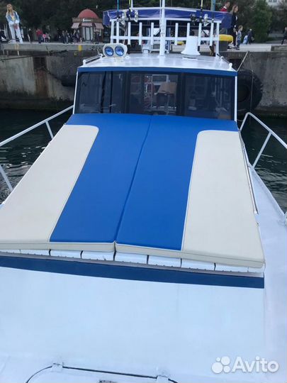 Морские прогулки, аренда катера Симеиз в Ялте