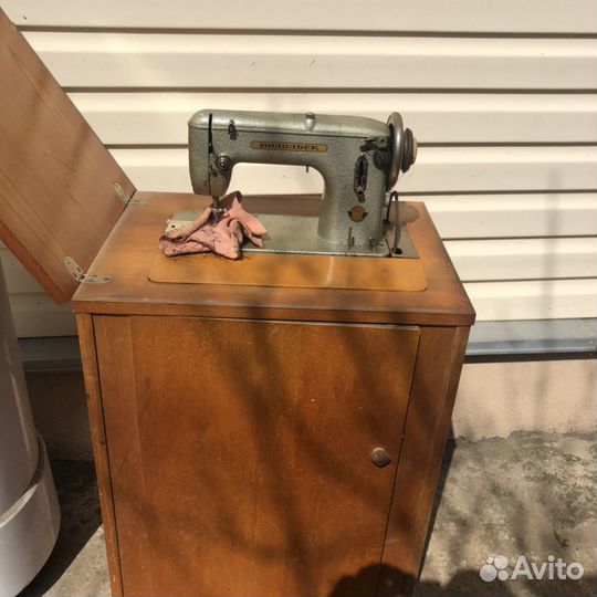 Швейная машина Подольск