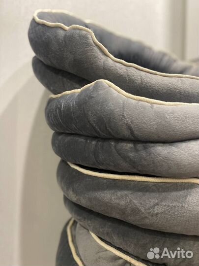 Лежанки для животных премиум класса