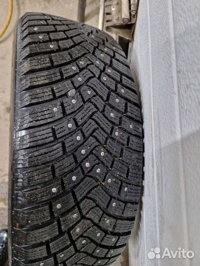 Continental IceContact 3 215/55 R18 99T