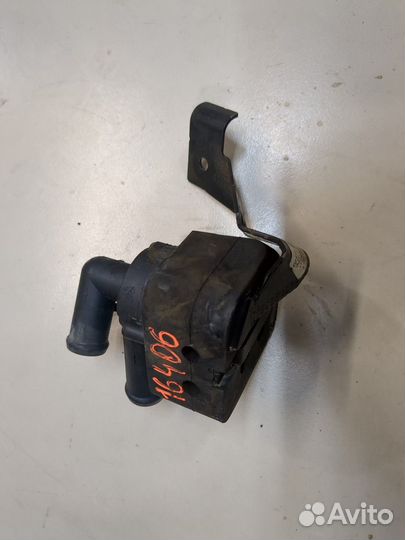 Насос водяной BMW 7 F01, 2012