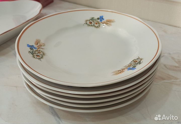 Набор столовой посуды на 6 персон