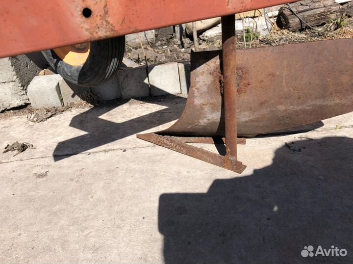 Плуг для минитрактора бу