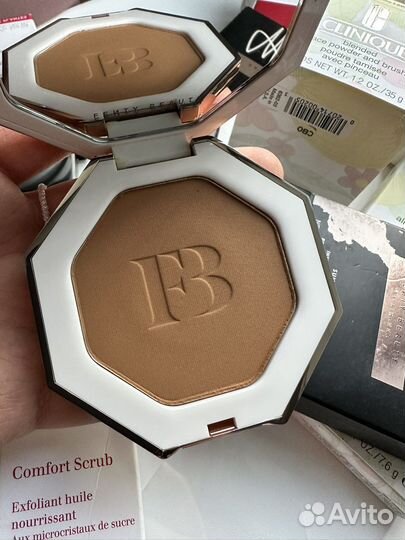 Бронзирующая пудра fenty