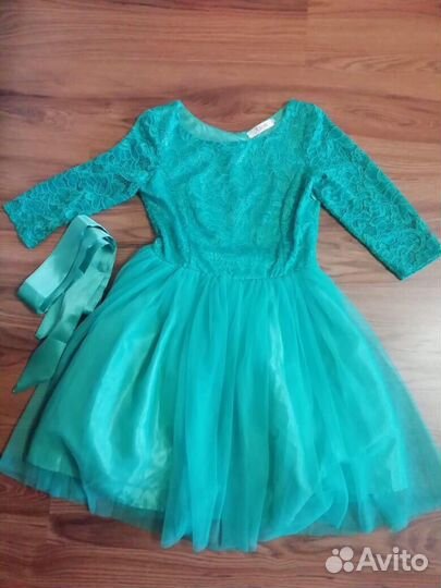 Платье вечернее