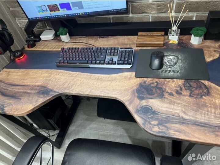 Компьютерный (игровой) стол 
