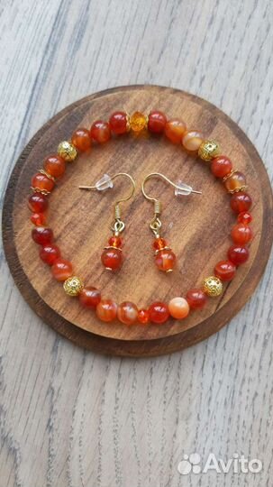Комплект украшений ручной работы