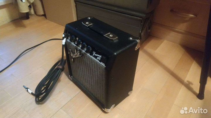 Комбоусилитель Fender Frontman 10g