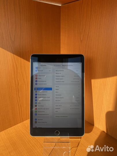 Планшет Apple iPad Mini 4 64gb
