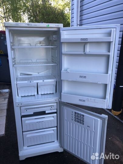 Холодильник бу Стинол