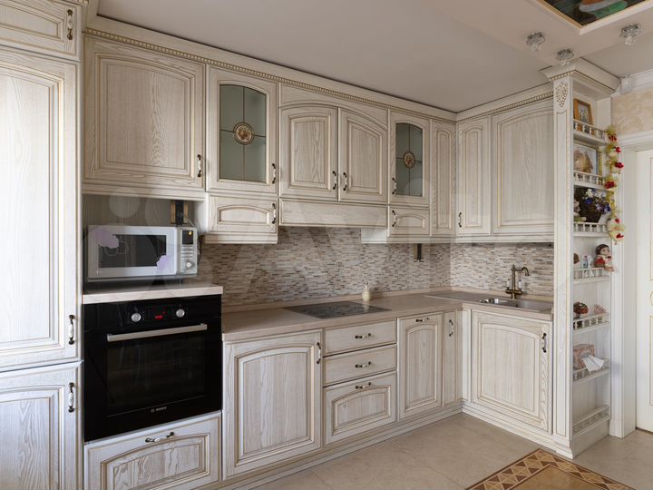 4-к. квартира, 186 м², 3/4 эт.