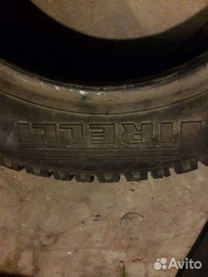 Pirelli Carrier 195/60 R15