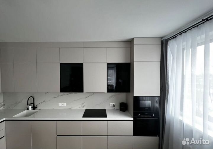 Кухни на заказ Ультра