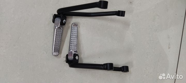 Подножки заднего пассажира