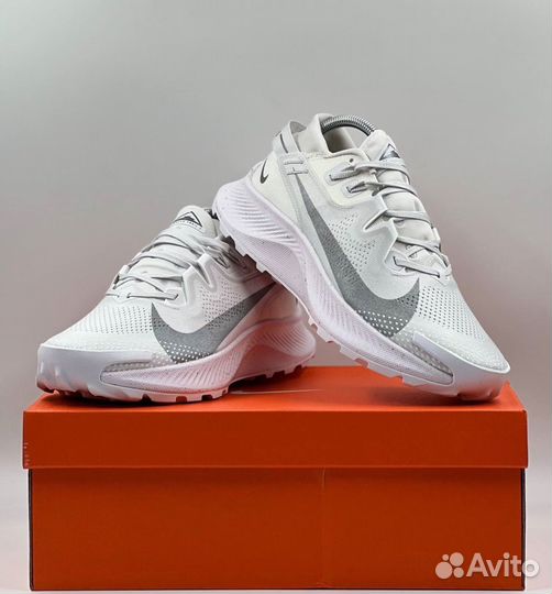 Nike Pegasus Trail 2 White