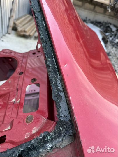 Заднее правое крыло Toyota camry