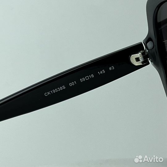 Calvin Klein CK19538S солнечные очки оригинал