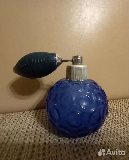 Винтажный флакон от духов