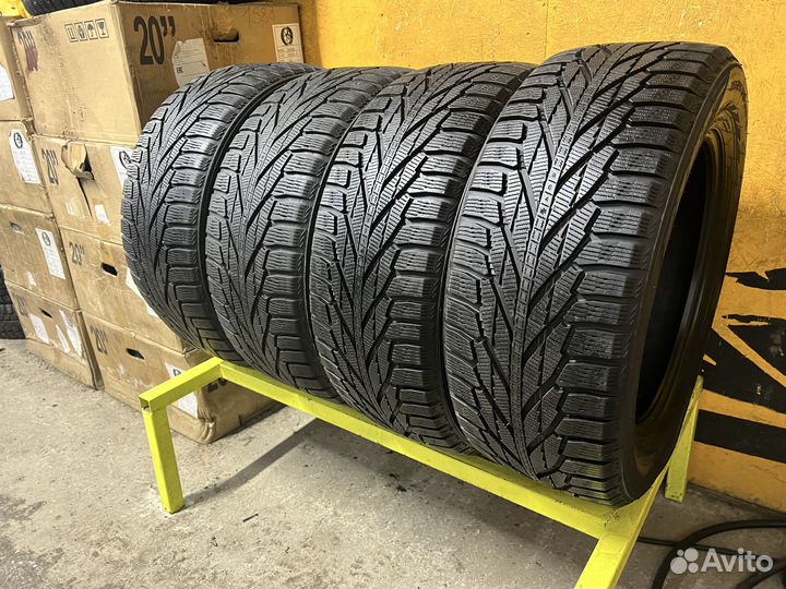 Nokian Tyres Hakkapeliitta R2 SUV 255/55 R18