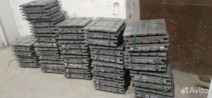 Свинец чушка