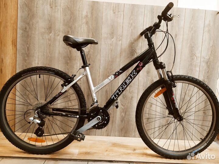 Велосипед 26 женский Trek 3900