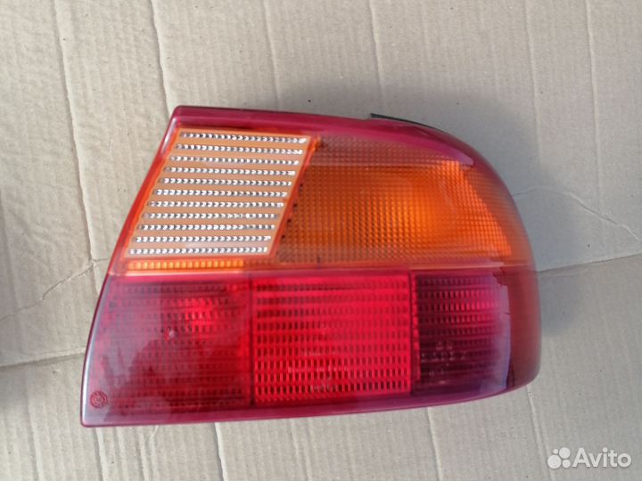 Фонарь задний правый левый Ford Mondeo седан