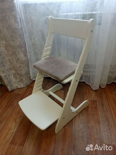 Детский растущий стул
