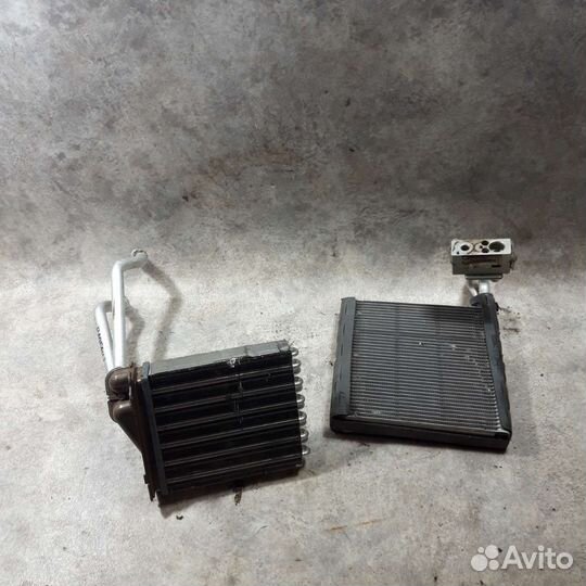 Радиатор печки Рено Логан 2