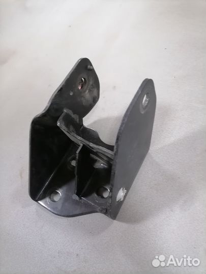 Кронштейн двигателя левый Haima 3 2010-2013