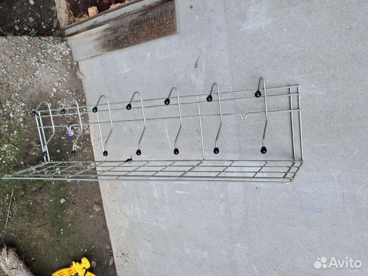 Вешалка для одежды настенная