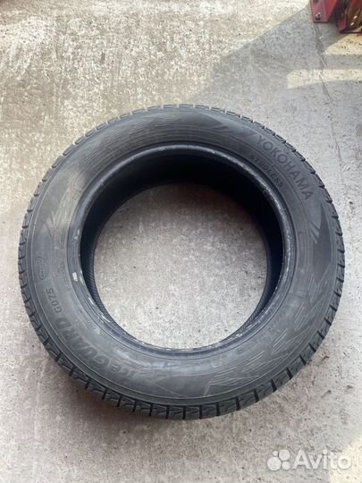 Yokohama Ice Guard G075 235/60 R18