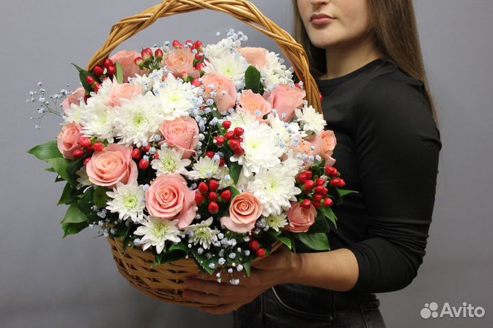 Красивая корзина цветов