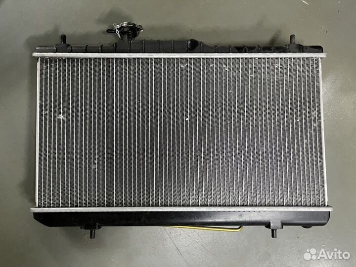 Радиатор двигателя Hyundai Accent AT 25310-25100