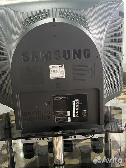 Телевизор samsung