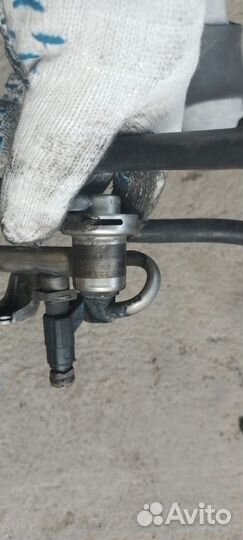 Топливная рампа с форсунками AWT