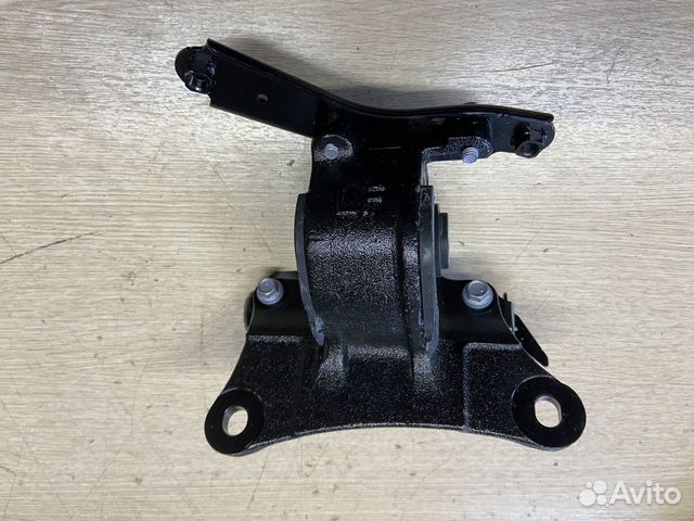 Опора двигателя левая Toyota Camry 75 2.0