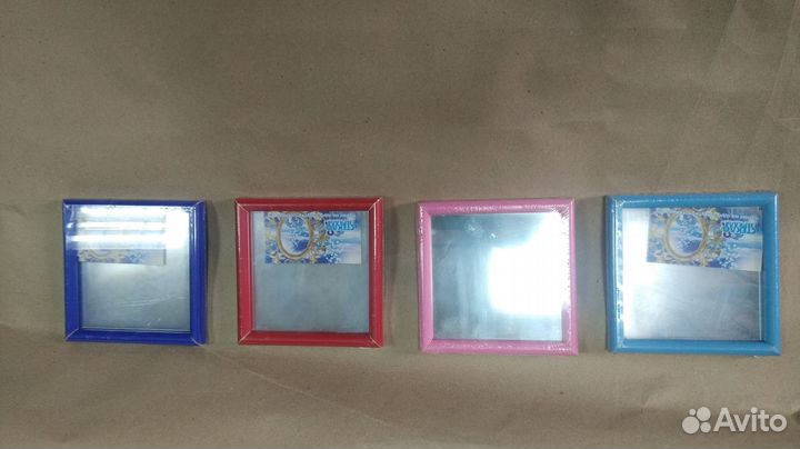 Зеркало в рамке