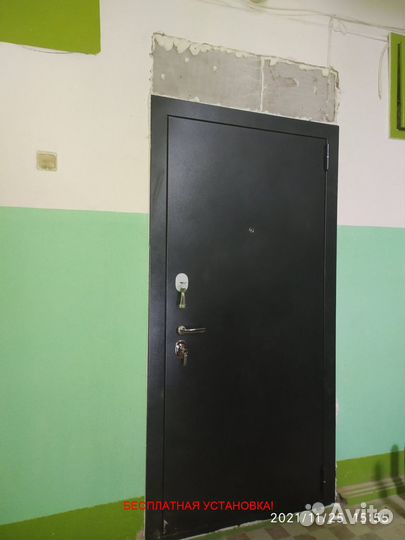 Дверь входная с зеркалом с бесплатной установкой