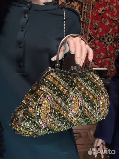 Женская декоративная сумочка