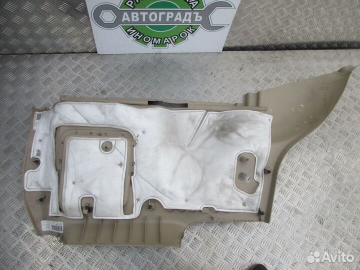 Обшивка багажника левая Форд Эскейп 2008г