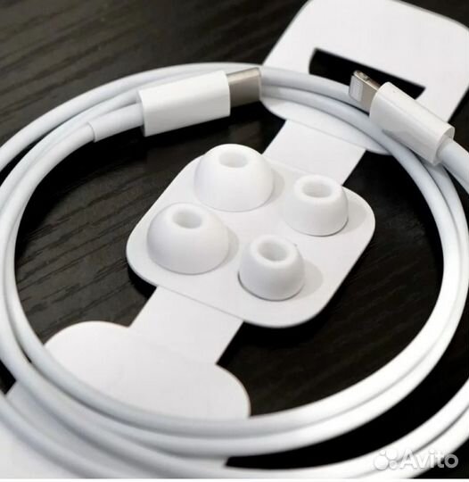 AirPods Pro 2023