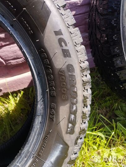 Bridgestone Ice Cruiser 7000S 185/60 R15 84T