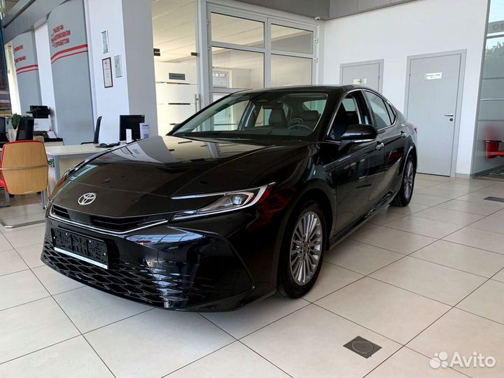 Toyota Camry 2.0 CVT, 2024