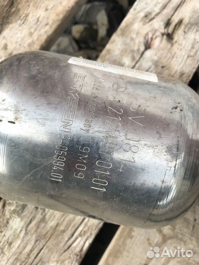 Задняя часть глушителя задняя Mercedes-Benz E-350